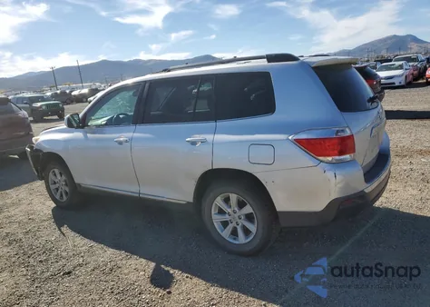 2012 Toyota Highlander Base z USA, uszkodzony, nr VIN 5TDBK3EH7CS095841